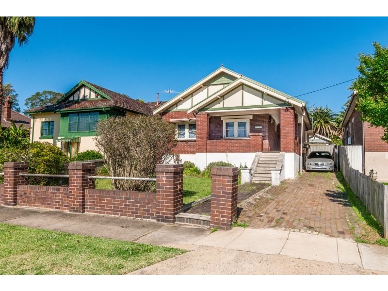 5 Badminton Road, Croydon NSW 2132