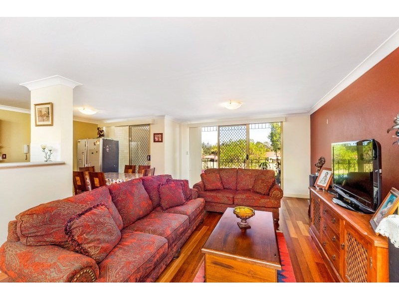 8/11 Settlers Boulevard, Liberty Grove NSW 2138