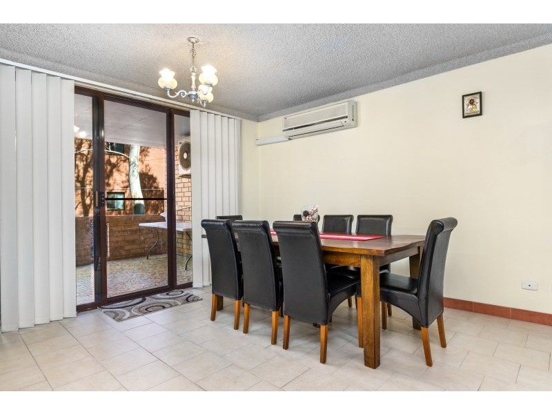 4/8-12 Hixson Street, Bankstown NSW 2200