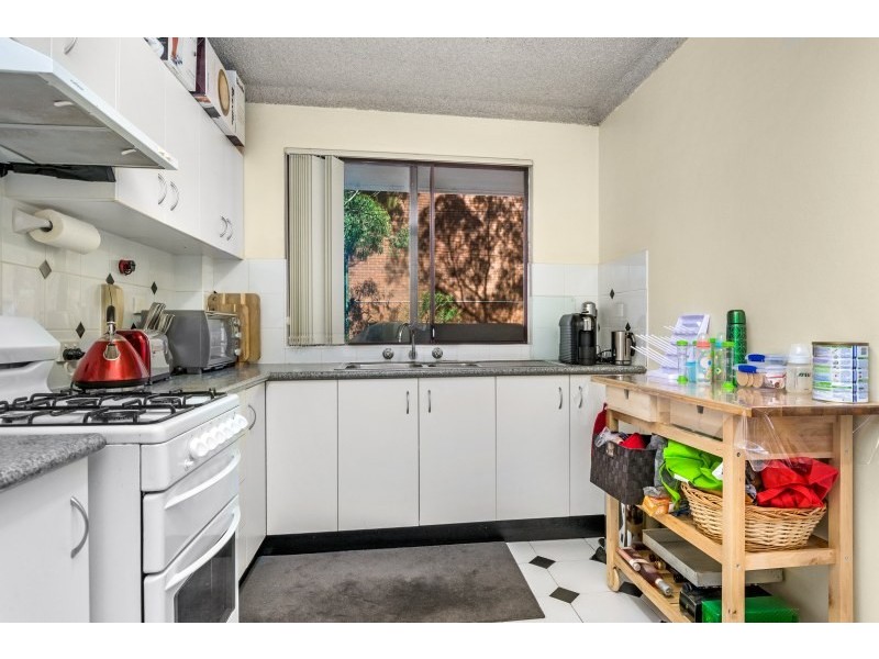 4/8-12 Hixson Street, Bankstown NSW 2200