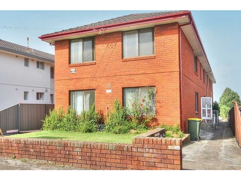 4/18 Northcote Street, Canterbury NSW 2193