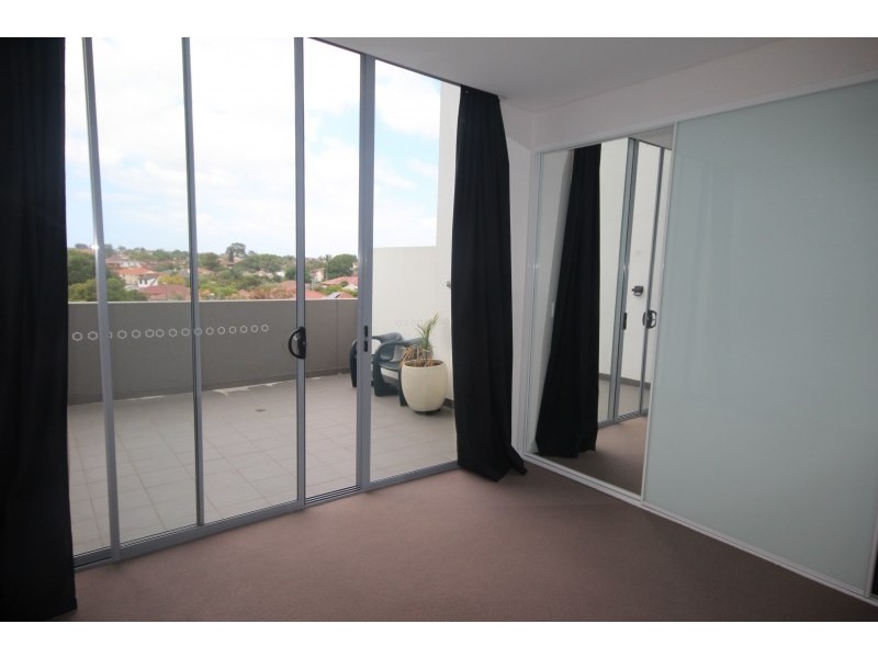 25/1 Cooks Avenue, Canterbury NSW 2193