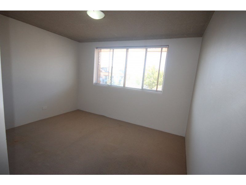 10/2 Mooney Street, Strathfield South NSW 2136