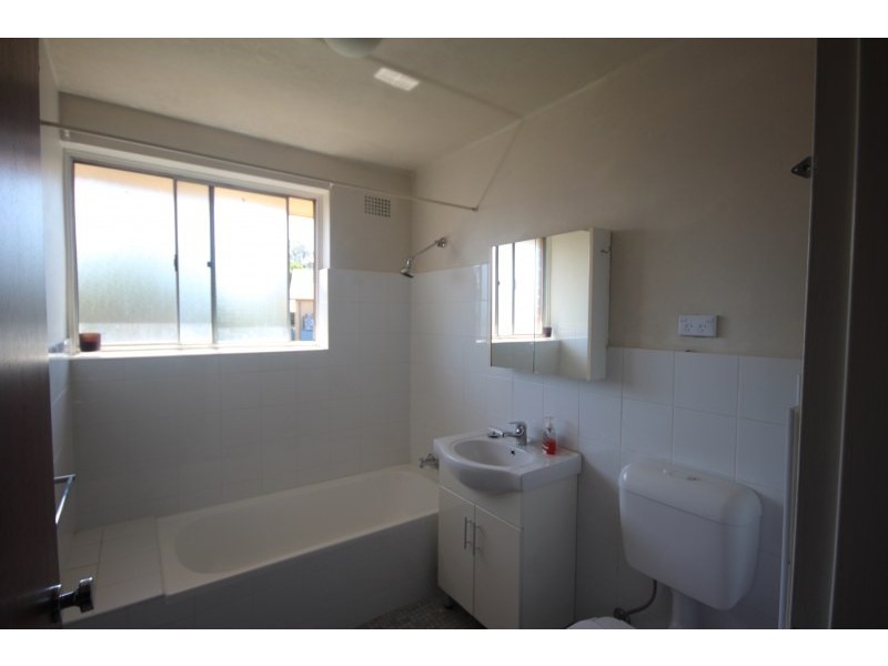 10/2 Mooney Street, Strathfield South NSW 2136