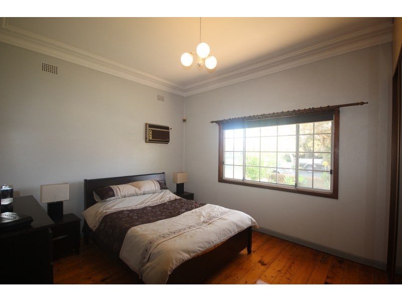 32 Blenheim Street, Croydon Park NSW 2133