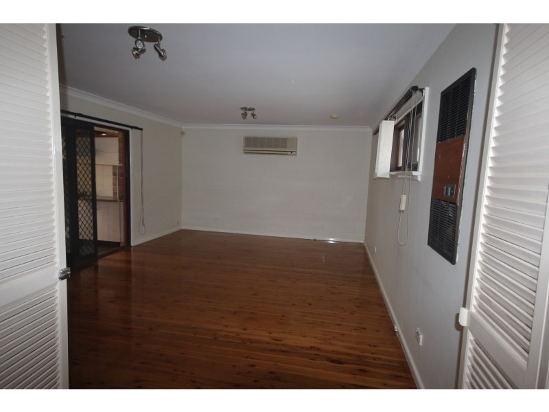 16 Oak Street, Harris Park NSW 2150