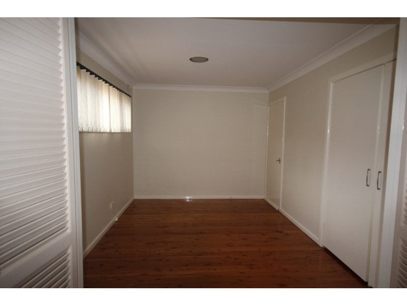 16 Oak Street, Harris Park NSW 2150