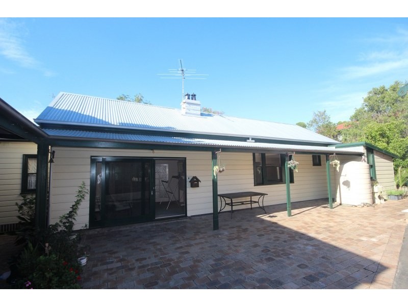 2/23 Badminton Road, Croydon NSW 2132