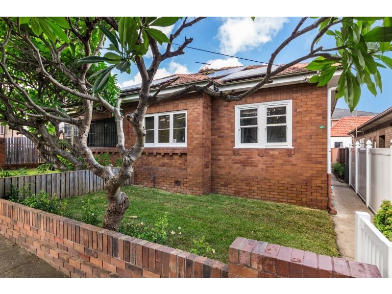 8a Gladstone Street, Burwood NSW 2134