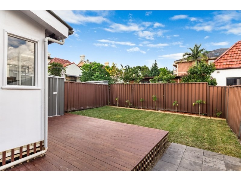 8a Gladstone Street, Burwood NSW 2134