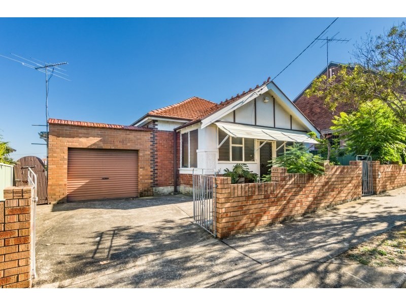 1 Edward Street, Strathfield South NSW 2136