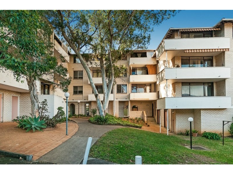 10/13 Brighton Avenue, Croydon Park NSW 2133