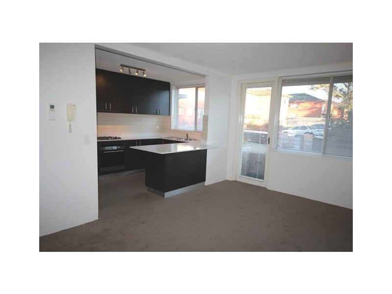 1/2 Mooney Street, Strathfield South NSW 2136