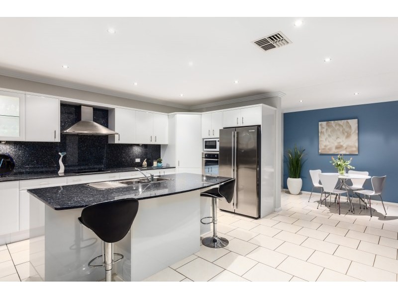 5 Rhonda Place, Concord NSW 2137