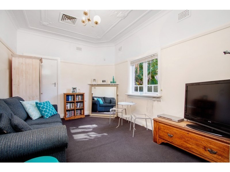 2 Second Avenue, Five Dock NSW 2046