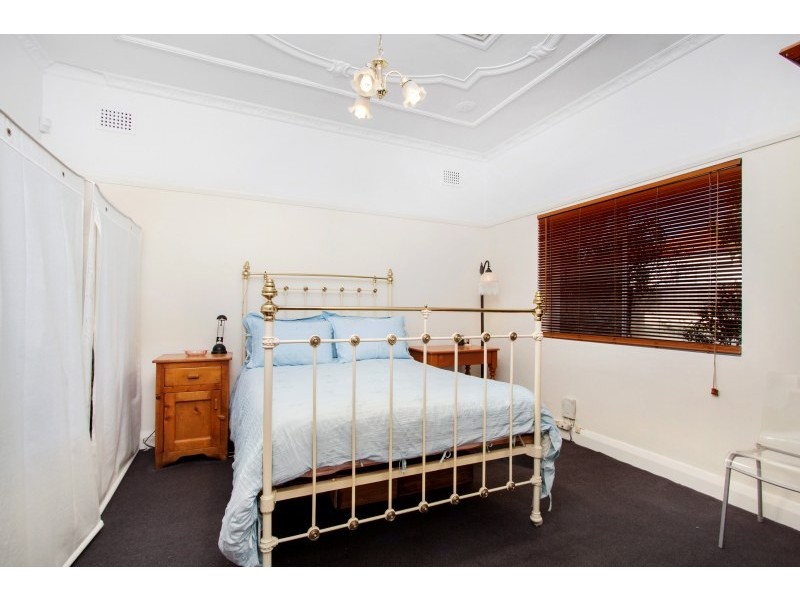 2 Second Avenue, Five Dock NSW 2046