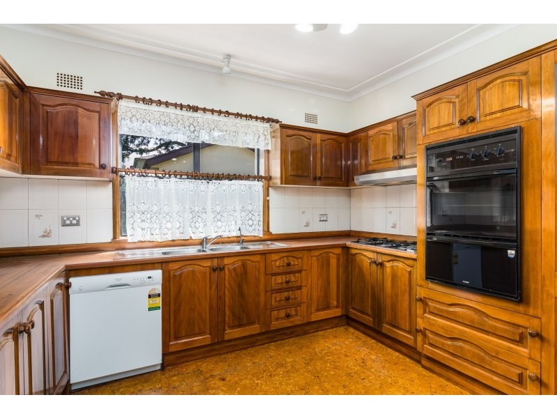 33 Mintaro Avenue, Strathfield NSW 2135