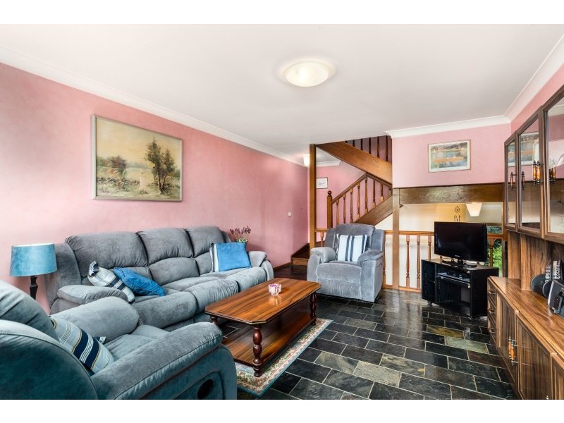 4/40-42 Carnavon Crescent, Georges Hall NSW 2198