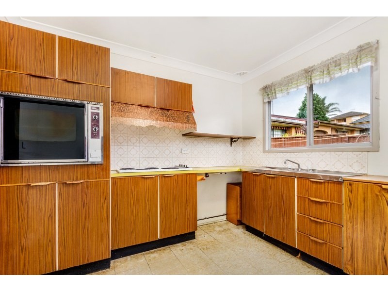 4/18 Leemon Street, Condell Park NSW 2200