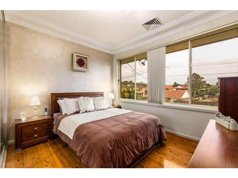 2 Collins Crescent, Yagoona NSW 2199