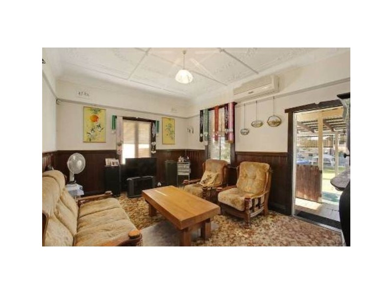 58 Chamberlain Street, Campbelltown NSW 2560