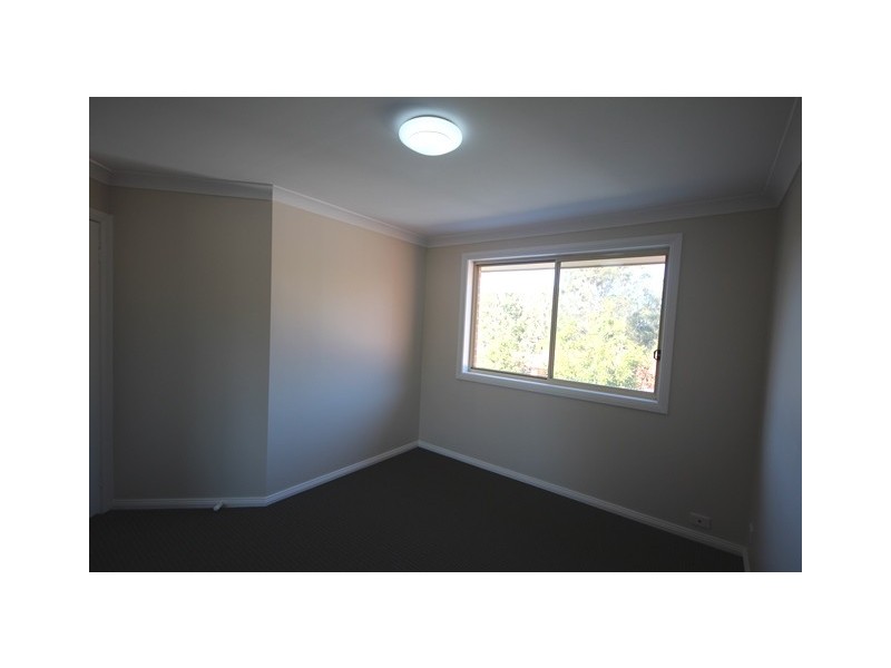 12 Swan Circuit, Green Valley NSW 2168