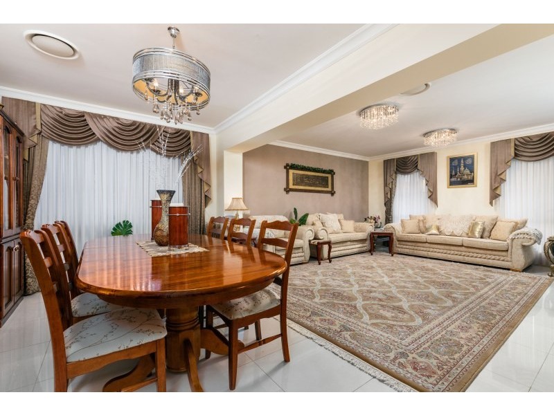 30 Riga Avenue, Greenacre NSW 2190