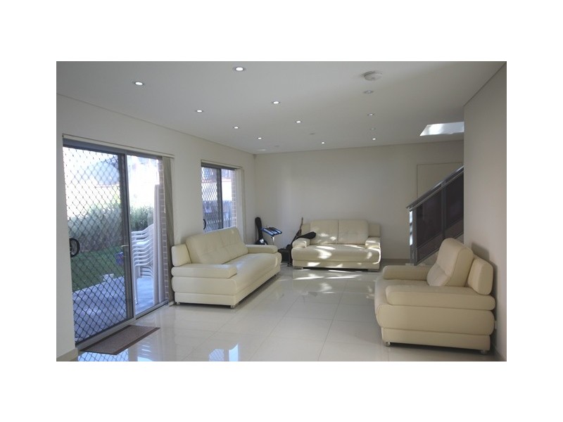 1b Baden Avenue, Bass Hill NSW 2197