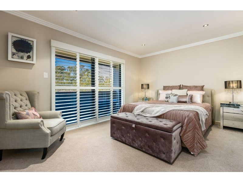53 Jacaranda Drive, Georges Hall NSW 2198