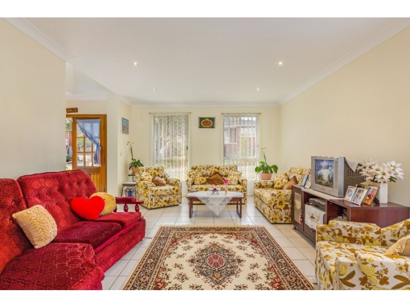 5 Collins Crescent, Yagoona NSW 2199