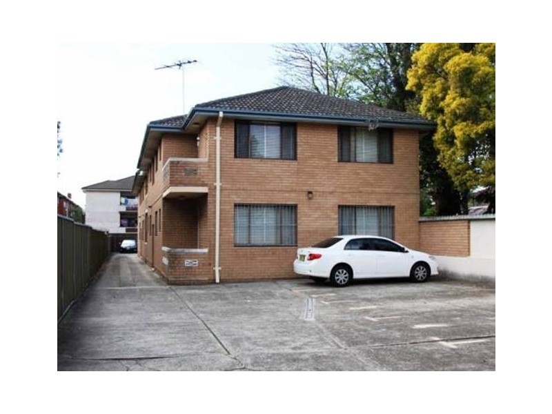 8/25 Sixth Avenue, Campsie NSW 2194