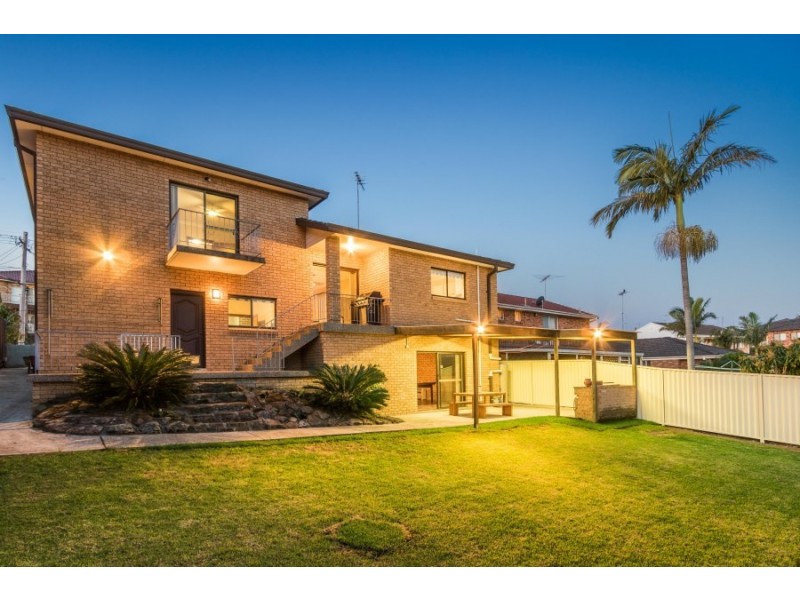 66 Sturt Avenue, Georges Hall NSW 2198