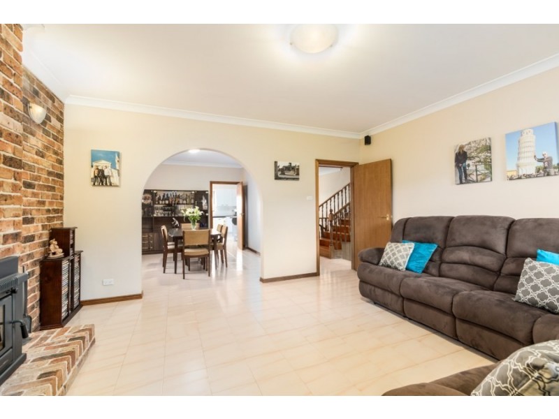 66 Sturt Avenue, Georges Hall NSW 2198