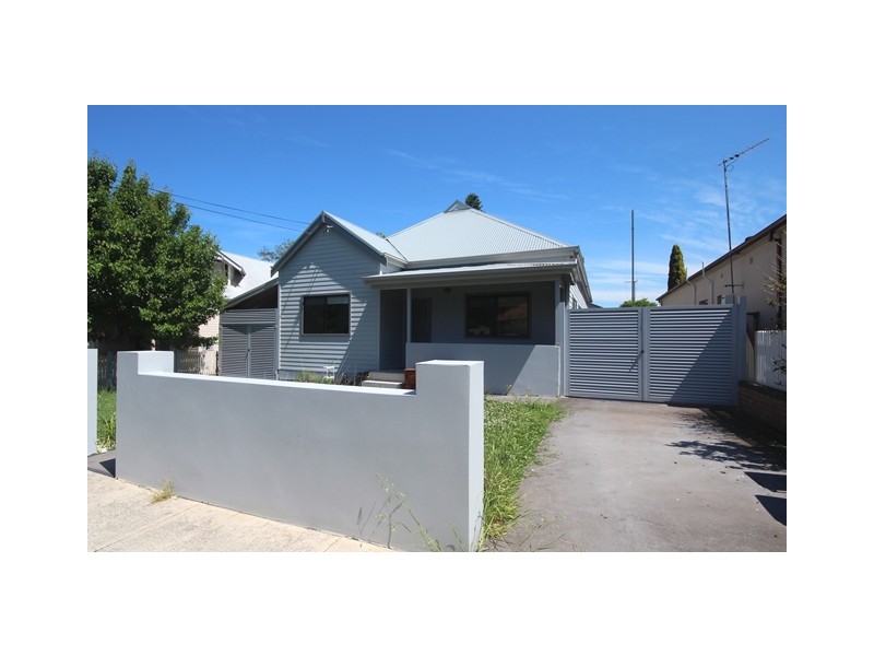 33 Blenheim Street, Croydon Park NSW 2133
