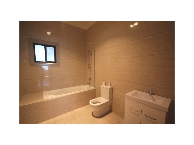 33 Blenheim Street, Croydon Park NSW 2133