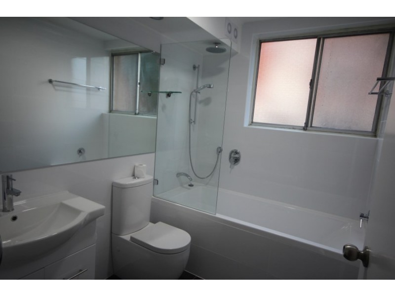 3/2 Mooney Street, Strathfield South NSW 2136