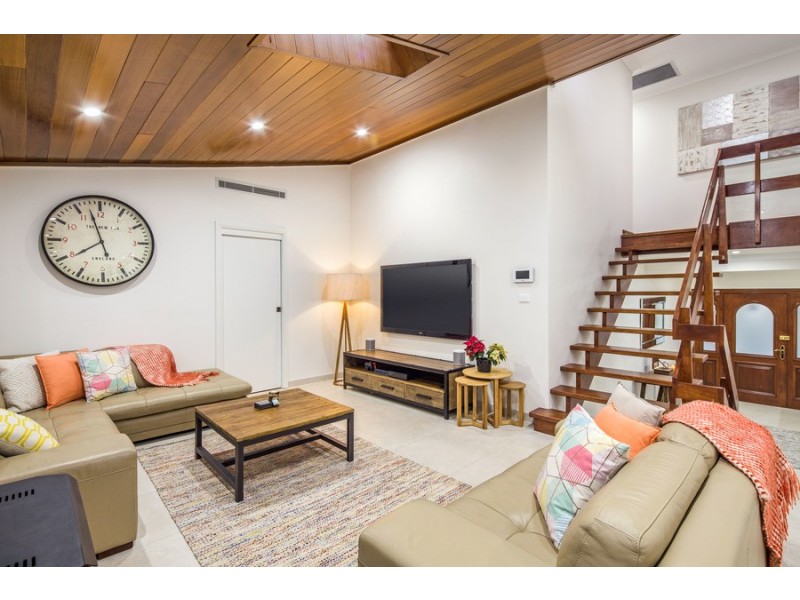 43 Keswick Street, Georges Hall NSW 2198