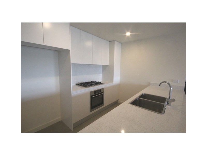 302A/2 Rowe Drive, Potts Hill NSW 2143