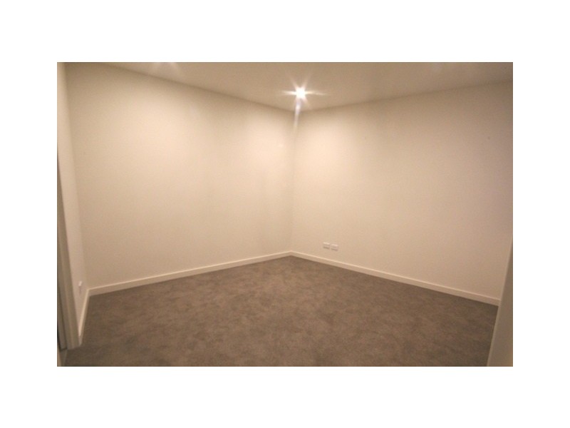 302A/2 Rowe Drive, Potts Hill NSW 2143