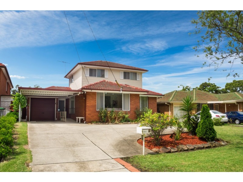 47 Sturt Avenue, Georges Hall NSW 2198