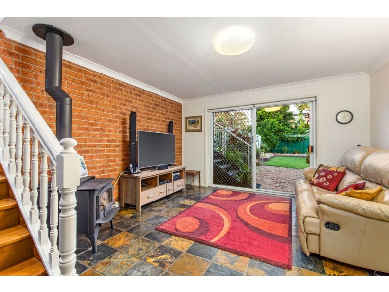 6 Hishion Place, Georges Hall NSW 2198