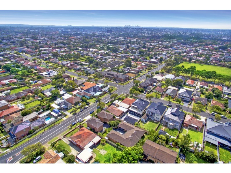 16 Augusta Street, Condell Park NSW 2200