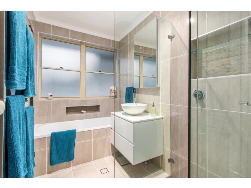 54 Wendy Avenue, Georges Hall NSW 2198