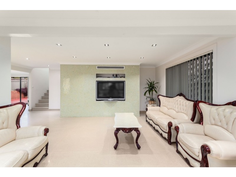 37 Keswick Street, Georges Hall NSW 2198