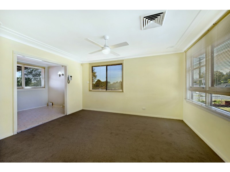 1 Waugh Crescent, Blacktown NSW 2148