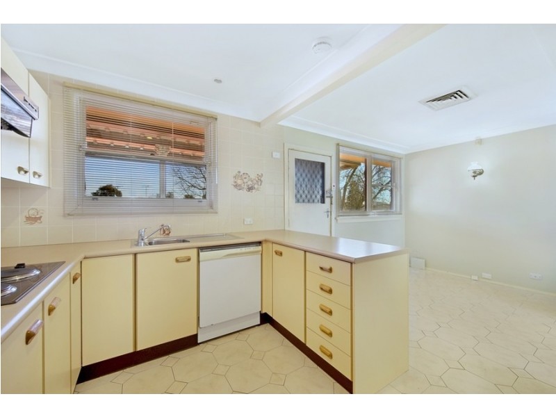 1 Waugh Crescent, Blacktown NSW 2148