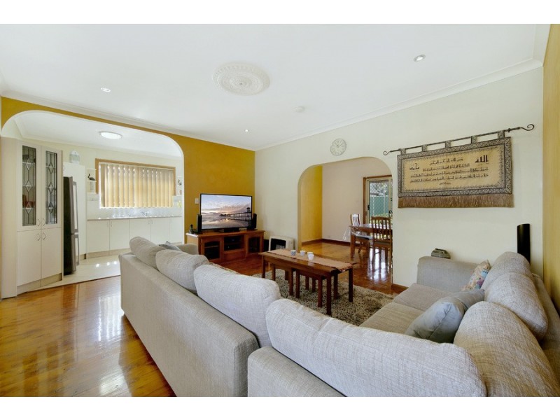 35 Strickland Street, Bass Hill NSW 2197