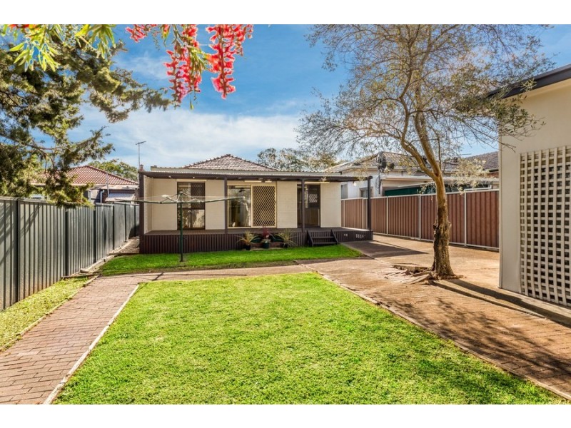 164 Coronation Parade, Croydon Park NSW 2133