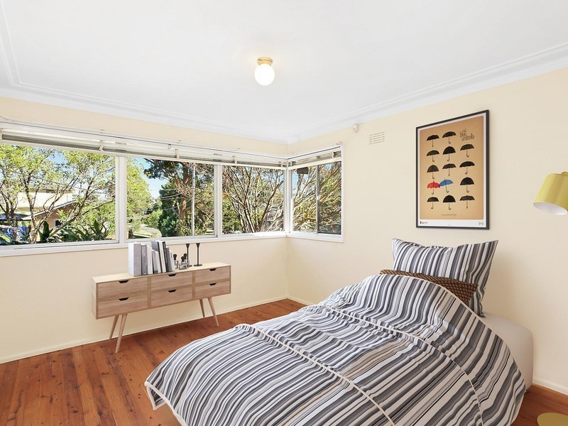 1 Bligh Close, Georges Hall NSW 2198