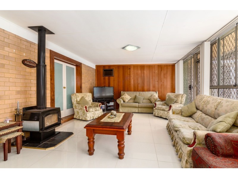 7 Suva Crescent, Greenacre NSW 2190